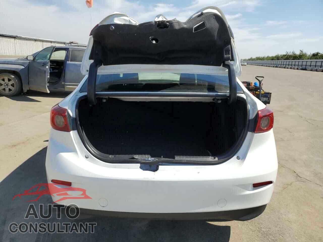 MAZDA 3 2017 - 3MZBN1U75HM125556