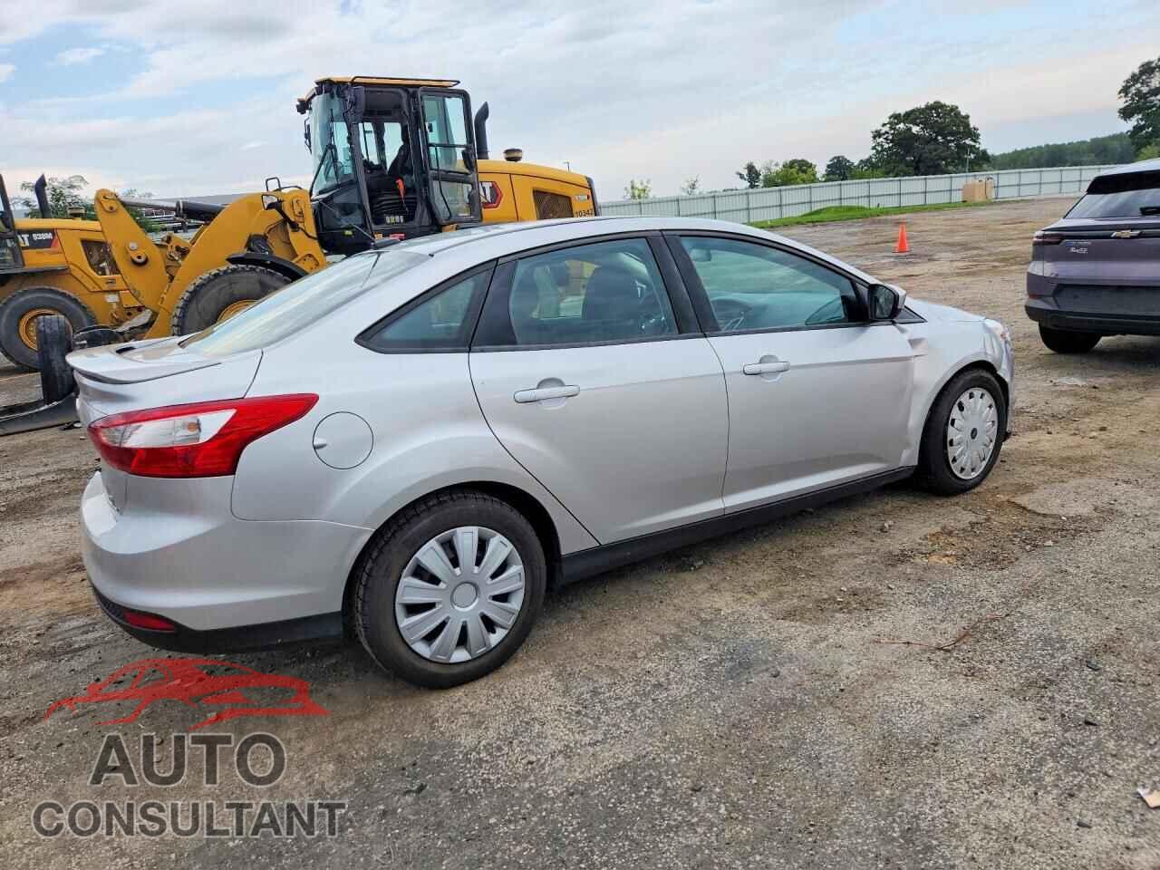 FORD FOCUS 2012 - 1FAHP3F27CL451606