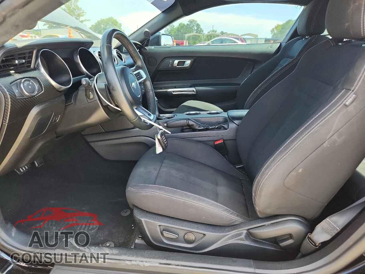 FORD MUSTANG 2021 - 1FA6P8TH9M5113501