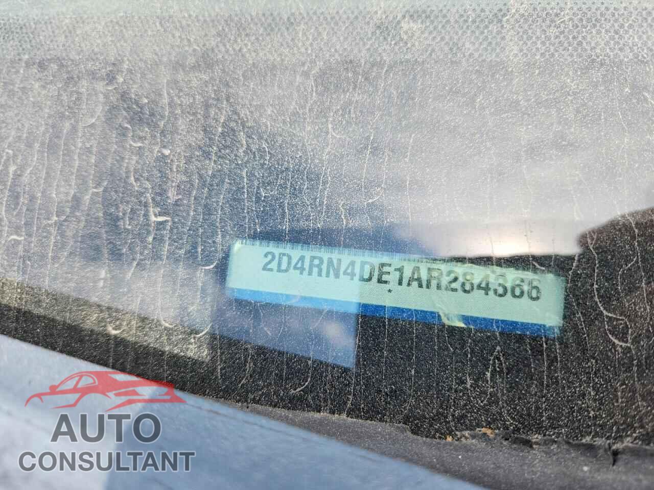 DODGE CARAVAN 2010 - 2D4RN4DE1AR284366