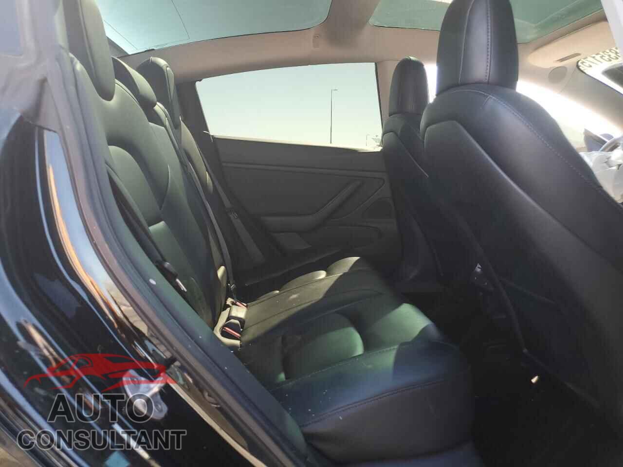 TESLA MODEL 3 2019 - 5YJ3E1EA3KF357439