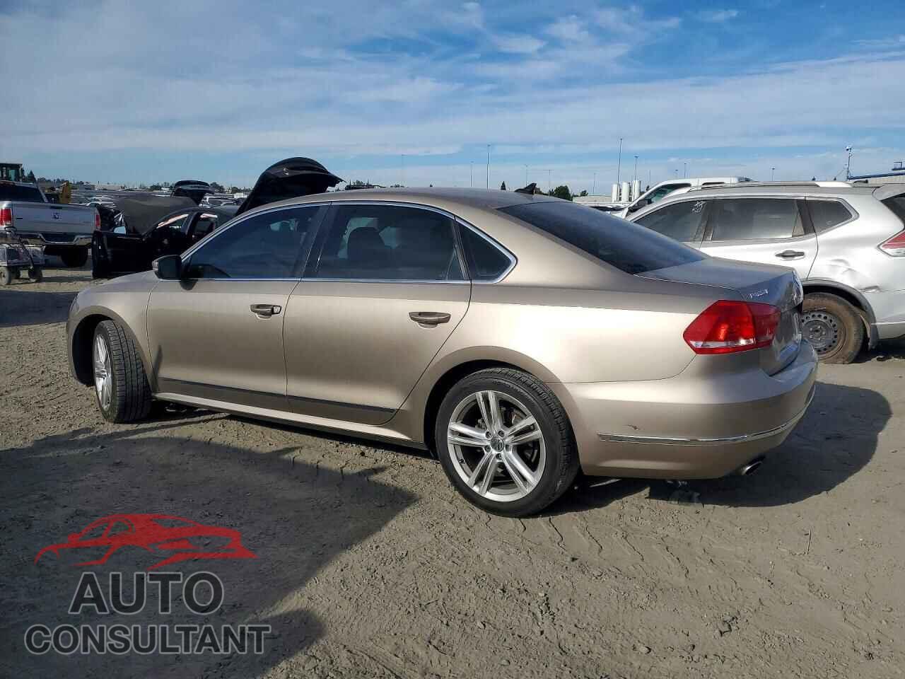 VOLKSWAGEN PASSAT 2015 - 1VWBT7A36FC105390