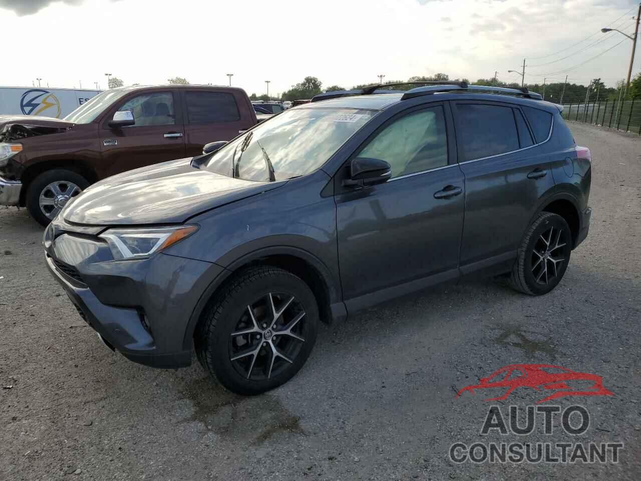 TOYOTA RAV4 2017 - JTMJFREV5HD215664