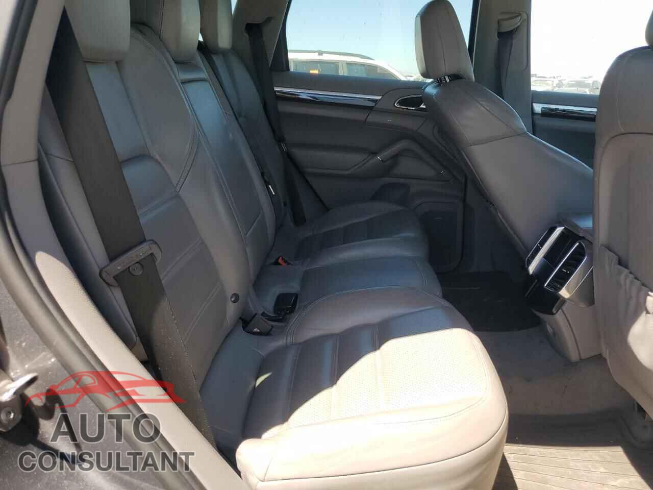 PORSCHE CAYENNE 2013 - WP1AF2A22DLA26505