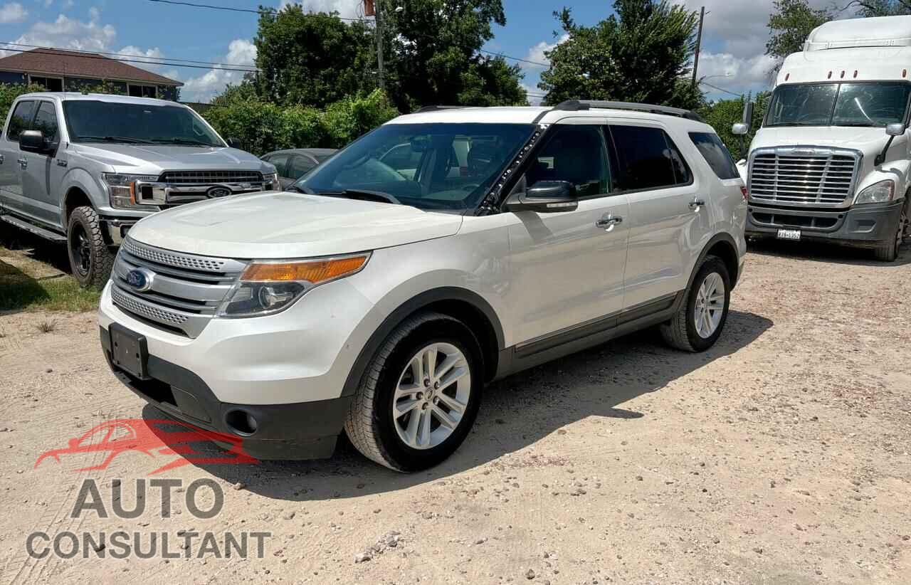 FORD EXPLORER 2011 - 1FMHK8D88BGA54261