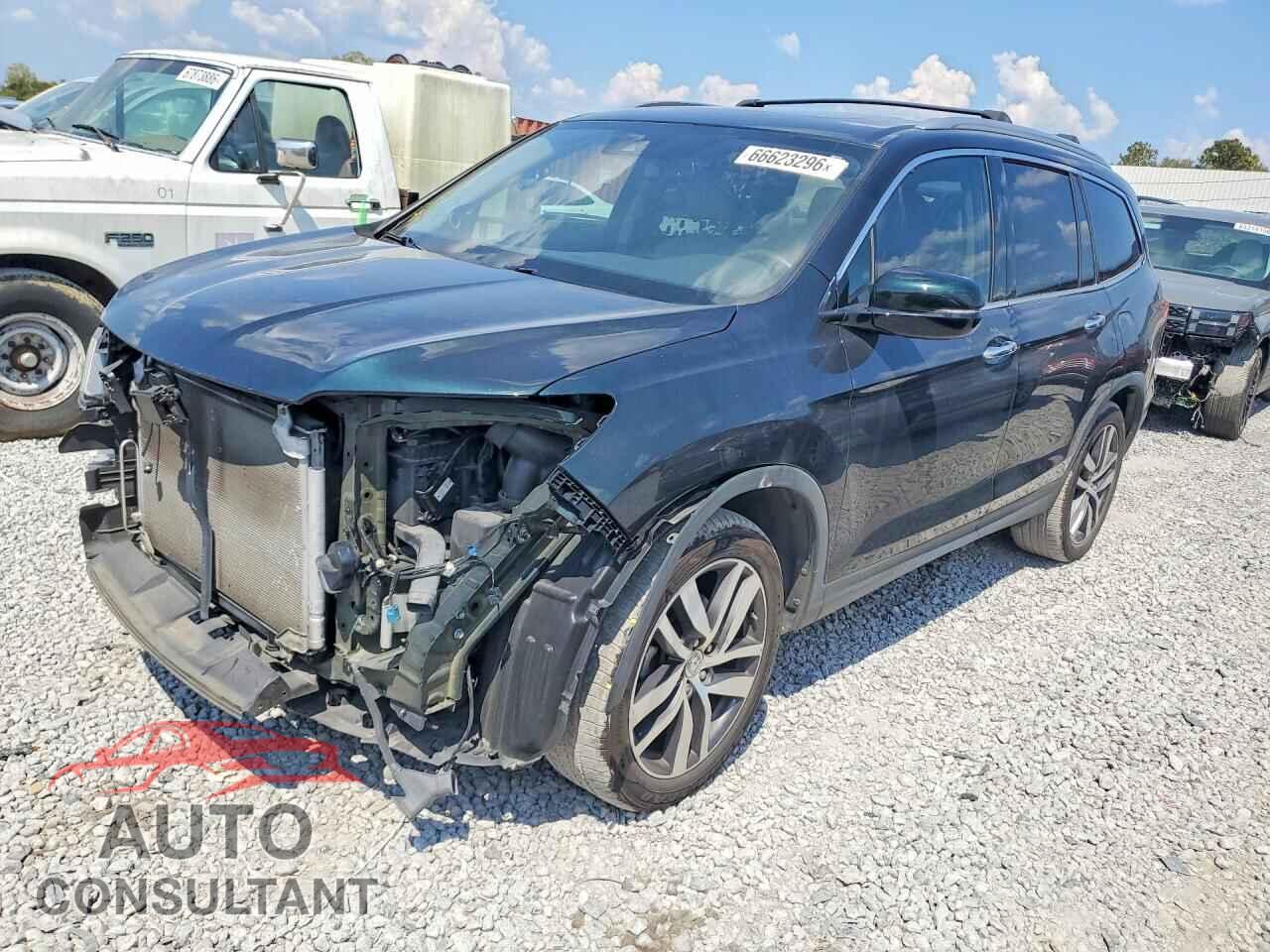 HONDA PILOT 2017 - 5FNYF5H94HB022887