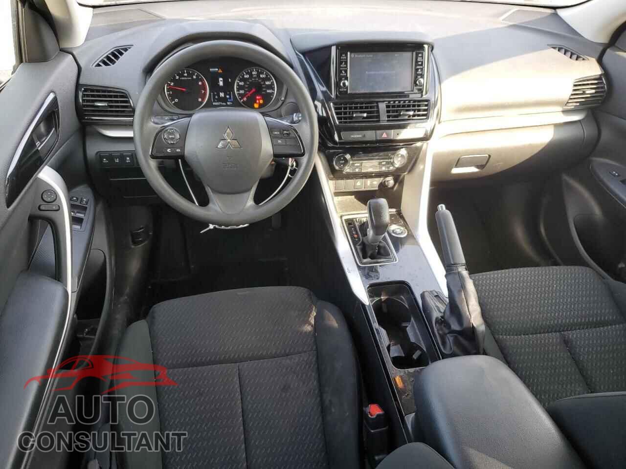MITSUBISHI ECLIPSE 2022 - JA4ATUAA5NZ055230
