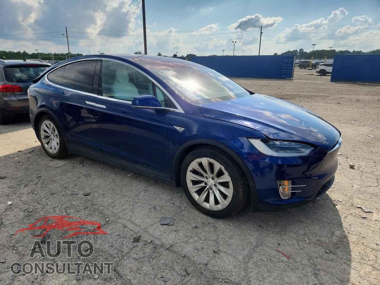 TESLA MODEL X 2016 - 5YJXCAE23GF012967