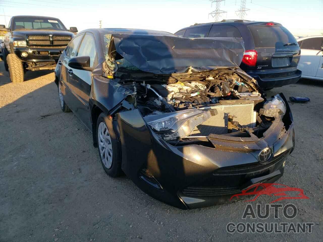 TOYOTA COROLLA 2018 - 2T1BURHE8JC044031