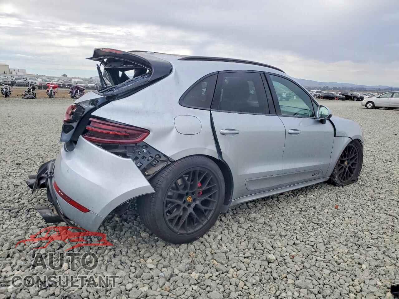PORSCHE MACAN 2017 - WP1AG2A54HLB56637