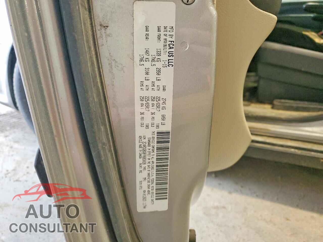 DODGE CARAVAN 2015 - 2C4RDGBG8FR683028