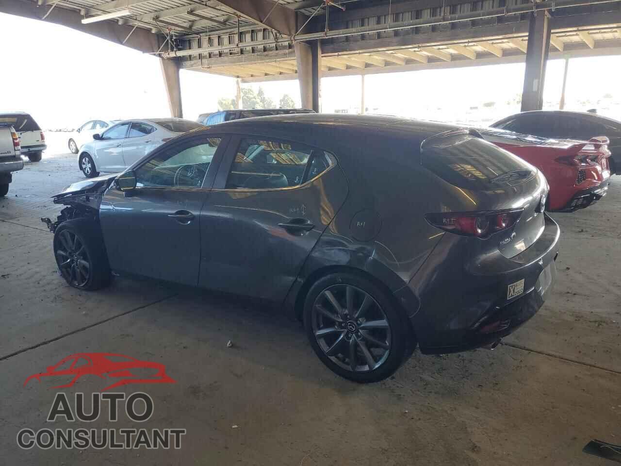 MAZDA 3 2021 - JM1BPAKLXM1403064