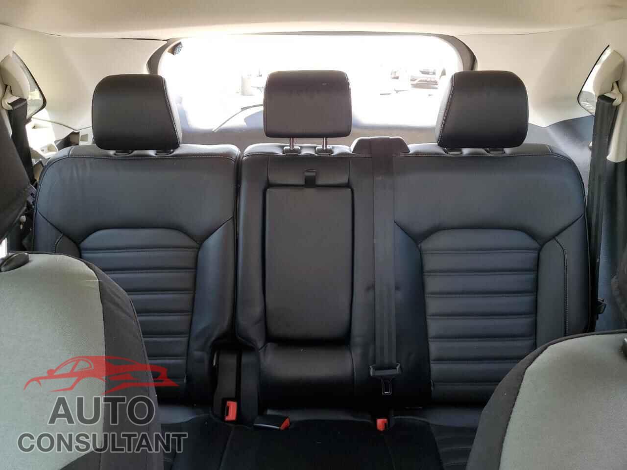FORD EDGE 2018 - 2FMPK4J98JBC60381