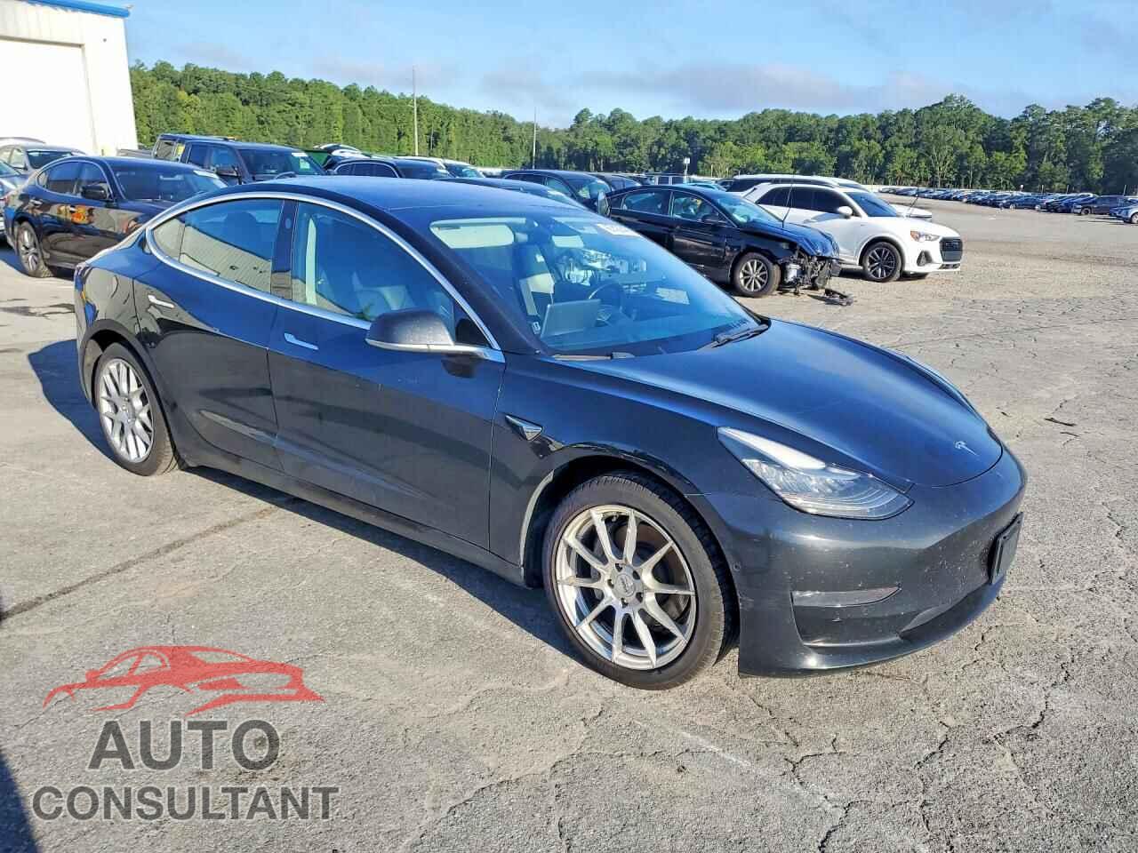TESLA MODEL 3 2018 - 5YJ3E1EA3JF045894