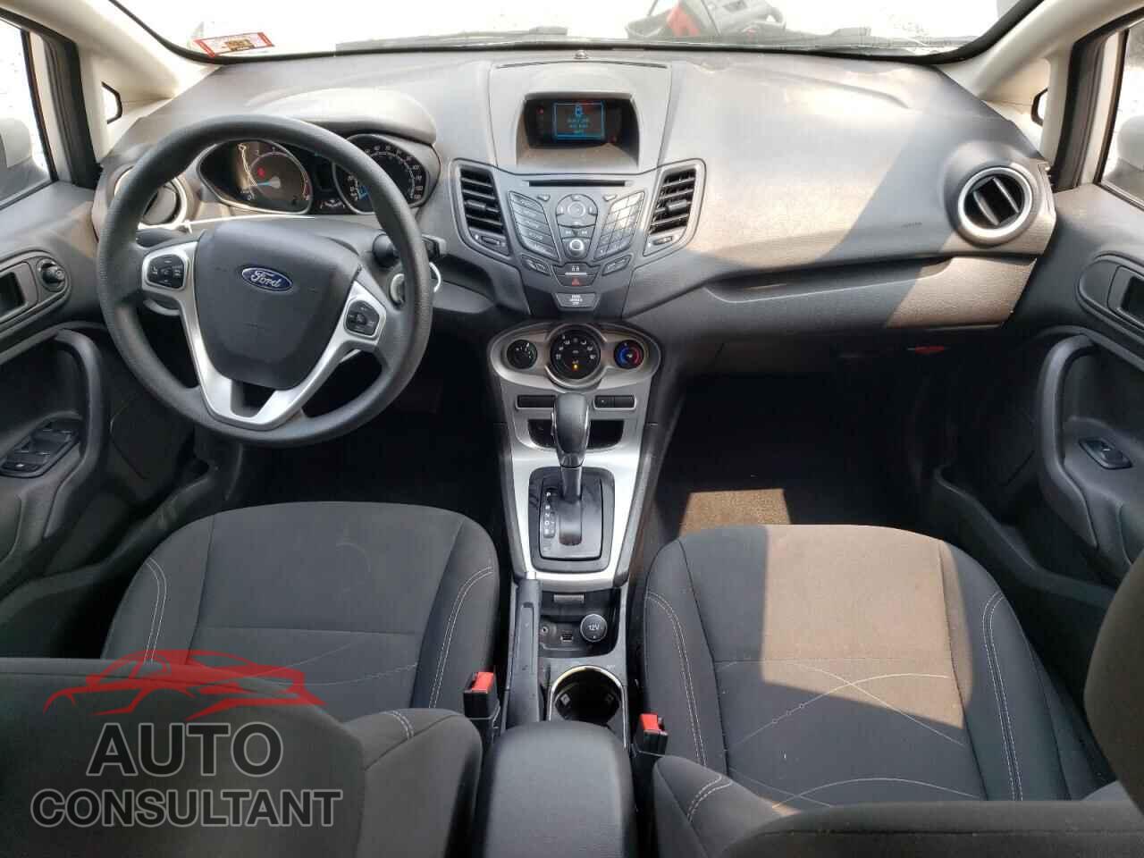 FORD FIESTA 2017 - 3FADP4EJ3HM166033