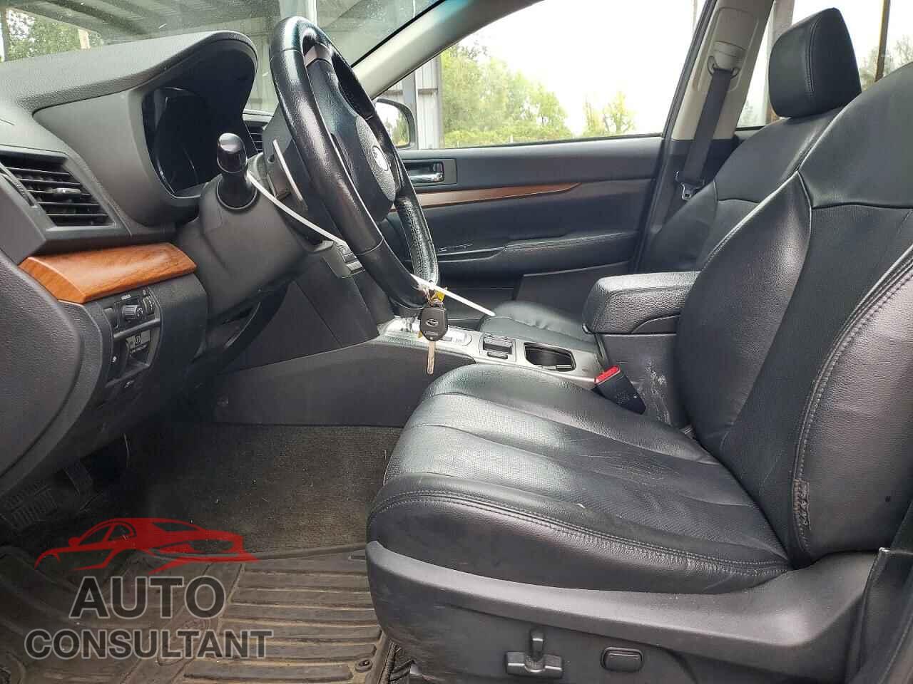 SUBARU OUTBACK 2013 - 4S4BRBLC3D3299967