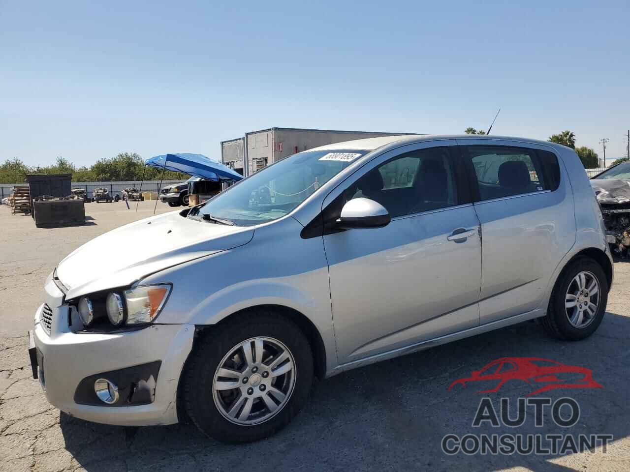 CHEVROLET SONIC 2013 - 1G1JC6SGXD4181298