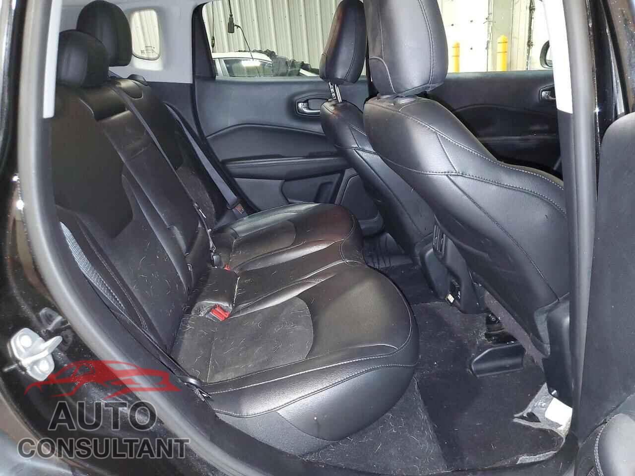 JEEP COMPASS 2019 - 3C4NJDBB1KT648560