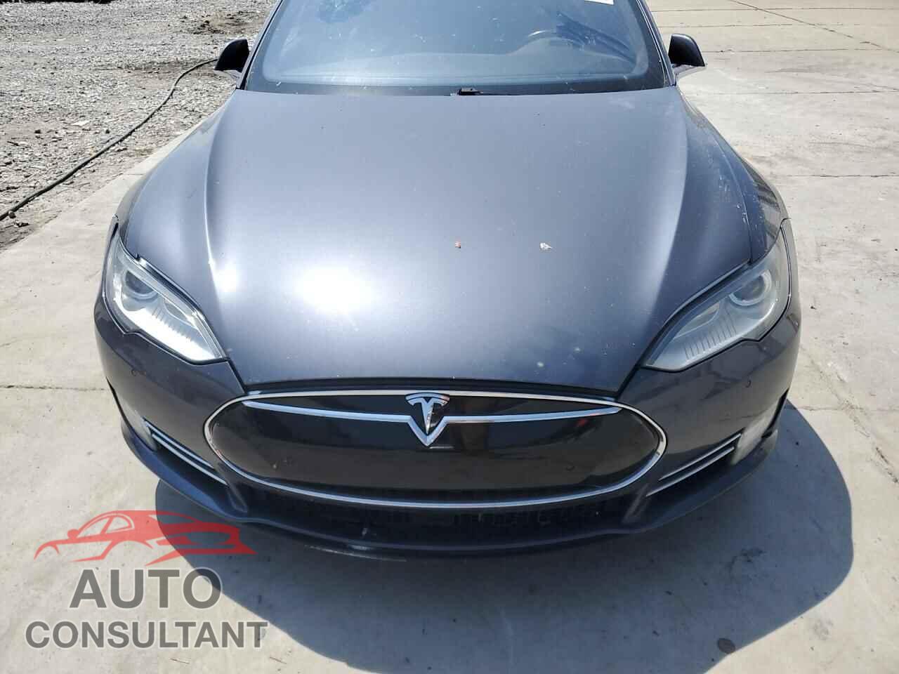 TESLA MODEL S 2015 - 5YJSA1S28FF088512