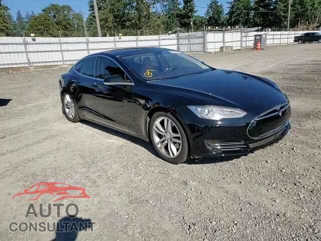 TESLA MODEL S 2013 - 5YJSA1CN1DFP12947