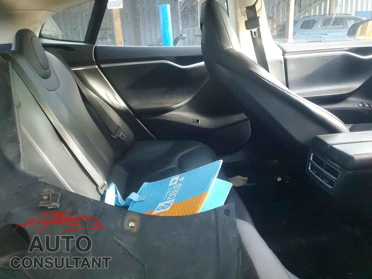 TESLA MODEL S 2013 - 5YJSA1CN9DFP16180