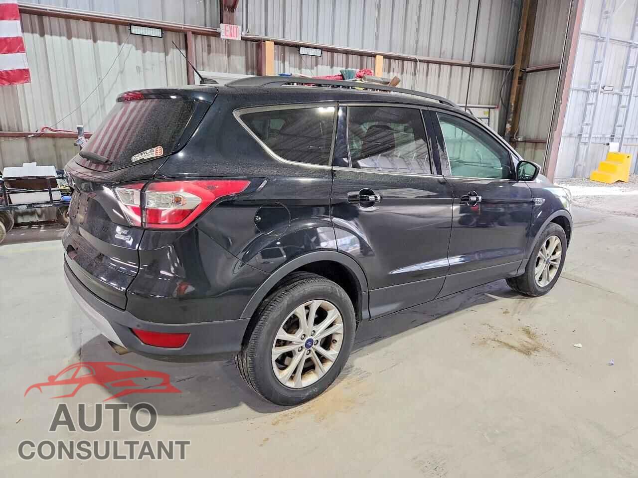 FORD ESCAPE 2017 - 1FMCU9GD1HUC09634