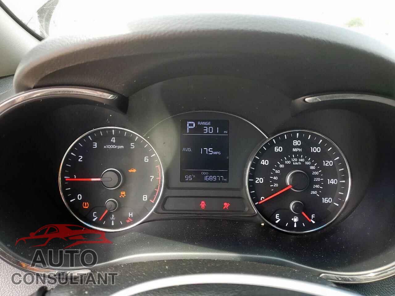 KIA FORTE 2017 - 3KPFK4A78HE017705