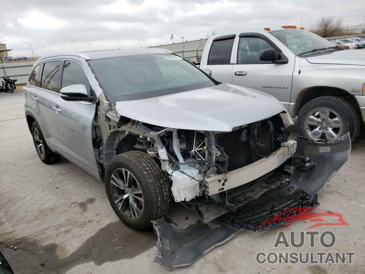 TOYOTA HIGHLANDER 2016 - 5TDKKRFH7GS504704