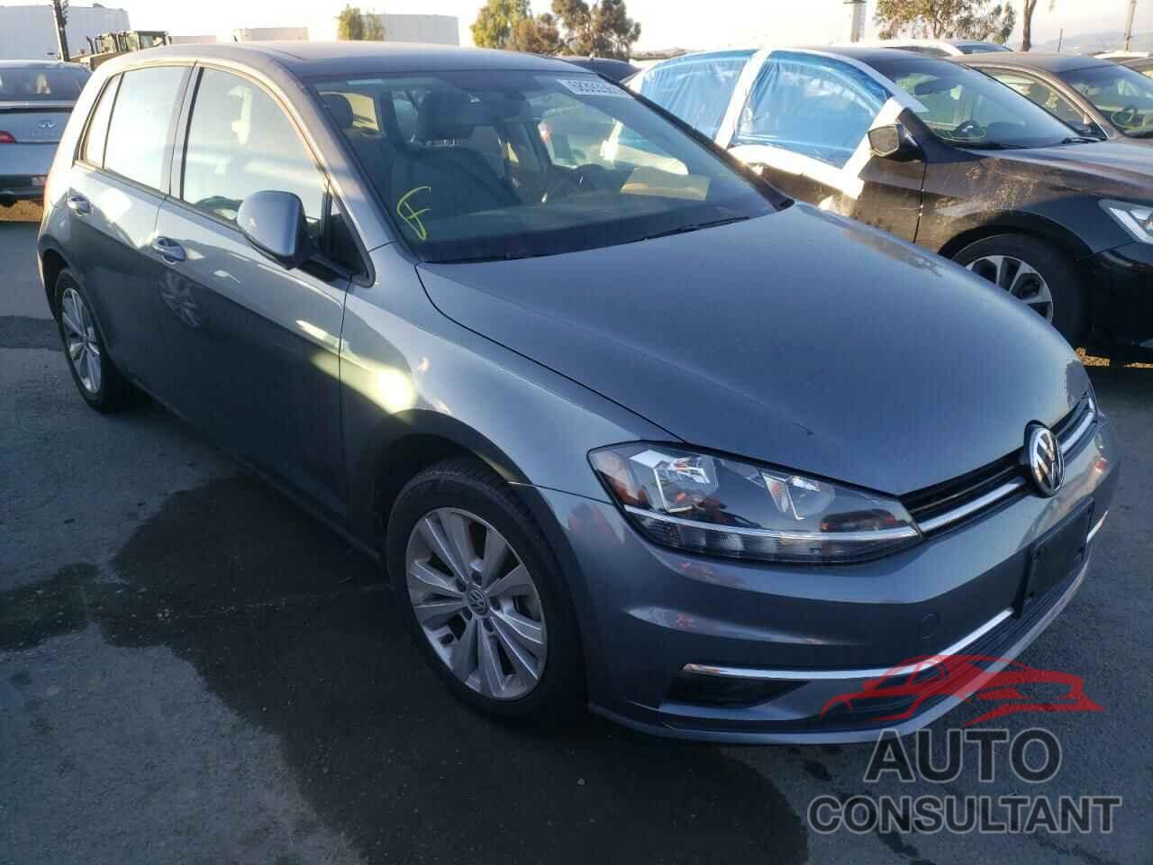 VOLKSWAGEN GOLF 2018 - 3VWG17AU4JM279745