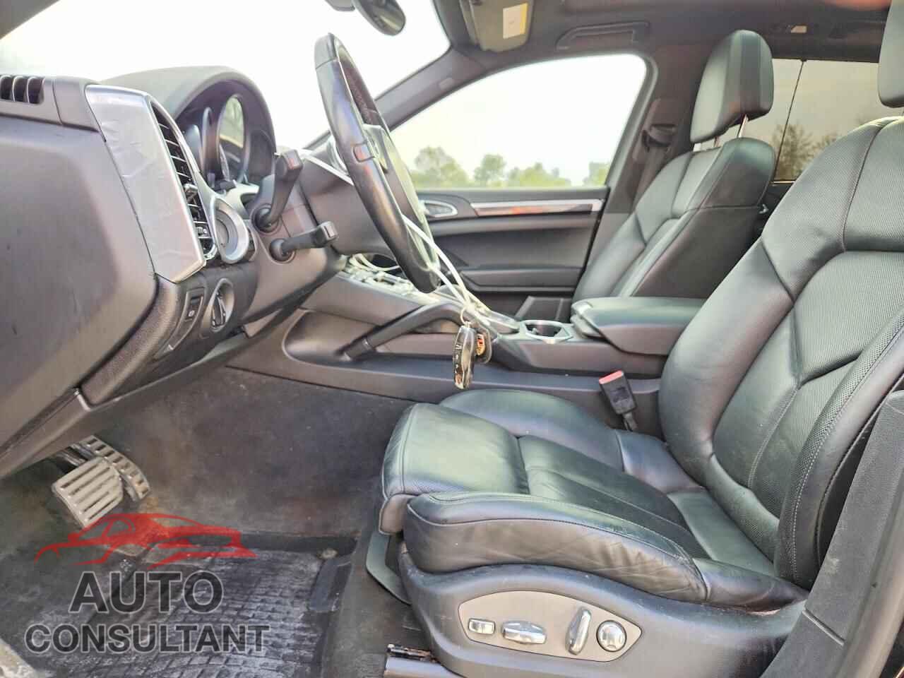 PORSCHE CAYENNE 2013 - WP1AB2A24DLA84112
