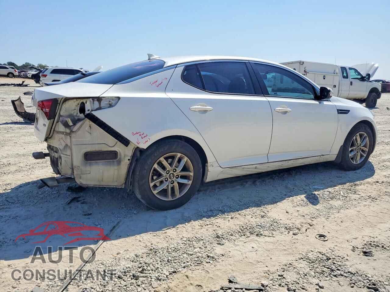 KIA OPTIMA 2011 - KNAGM4A71B5127722