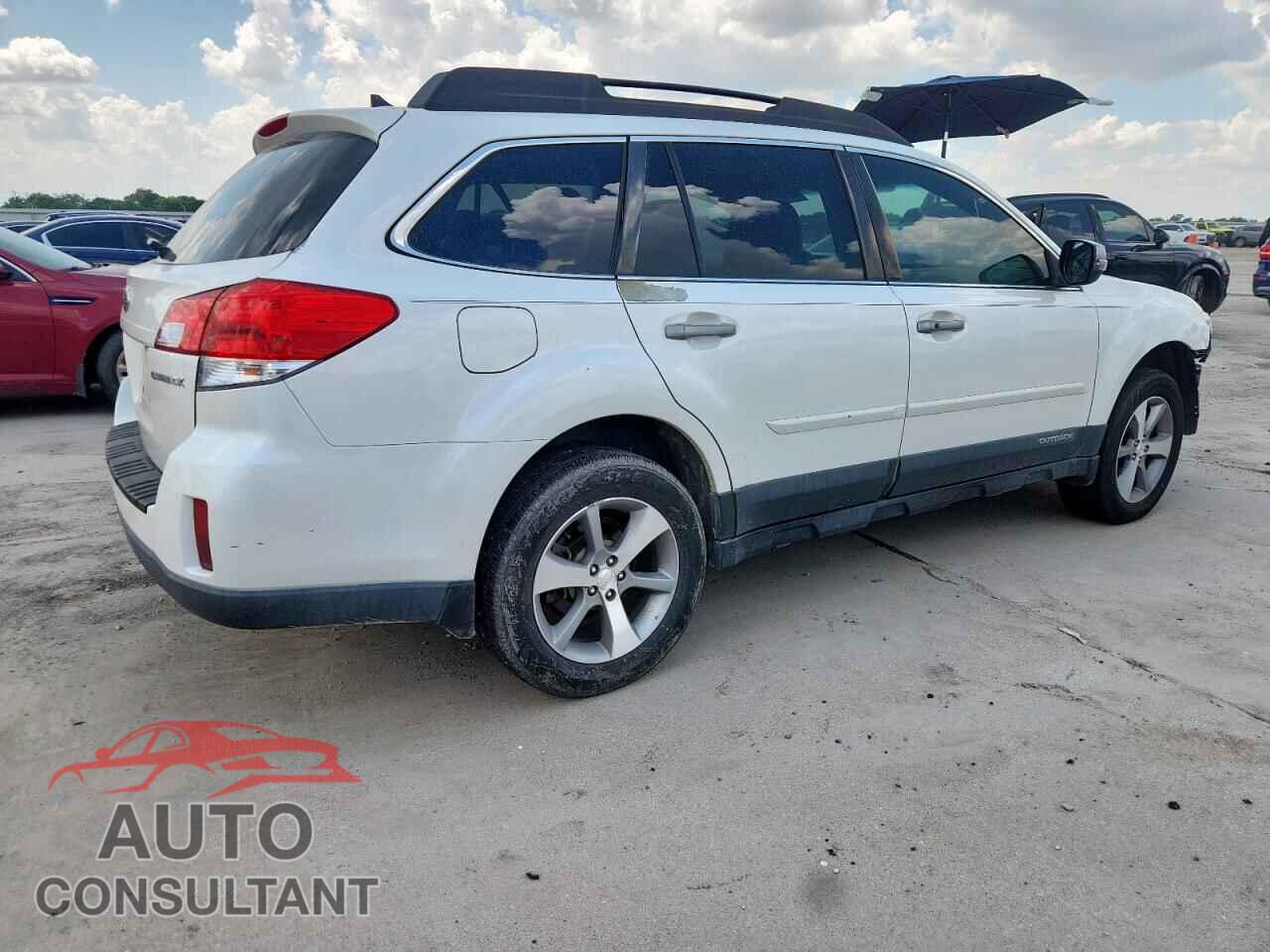 SUBARU OUTBACK 2013 - 4S4BRCSC9D3305035