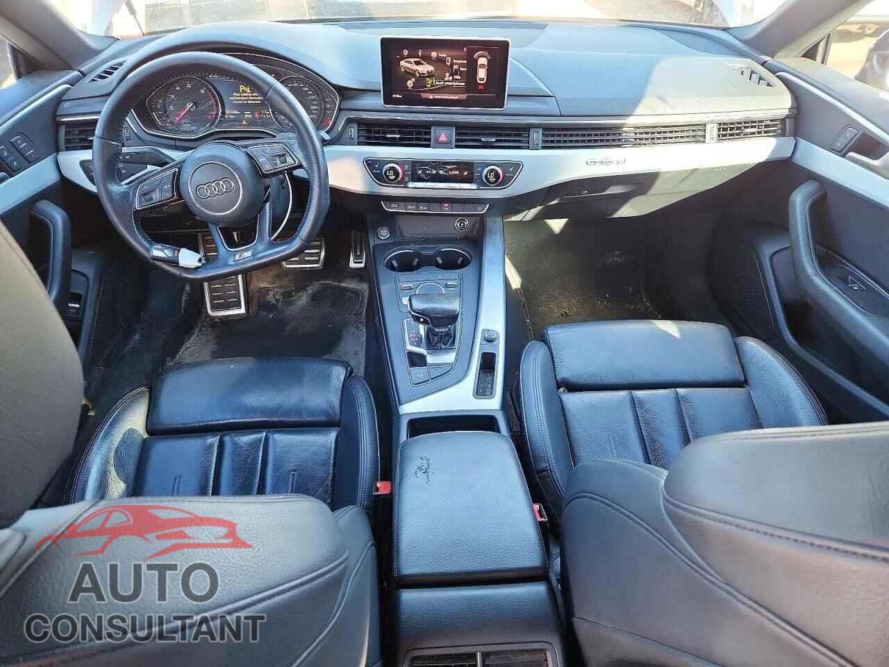 AUDI A5 2018 - WAUENCF52JA031061