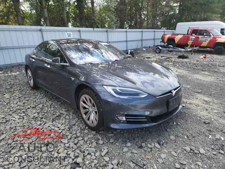 TESLA MODEL S 2018 - 5YJSA1E25JF276148