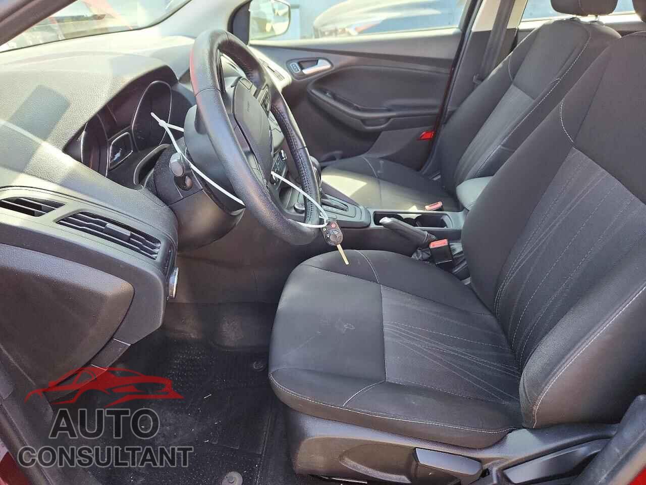 FORD FOCUS 2017 - 1FADP3F2XHL326640