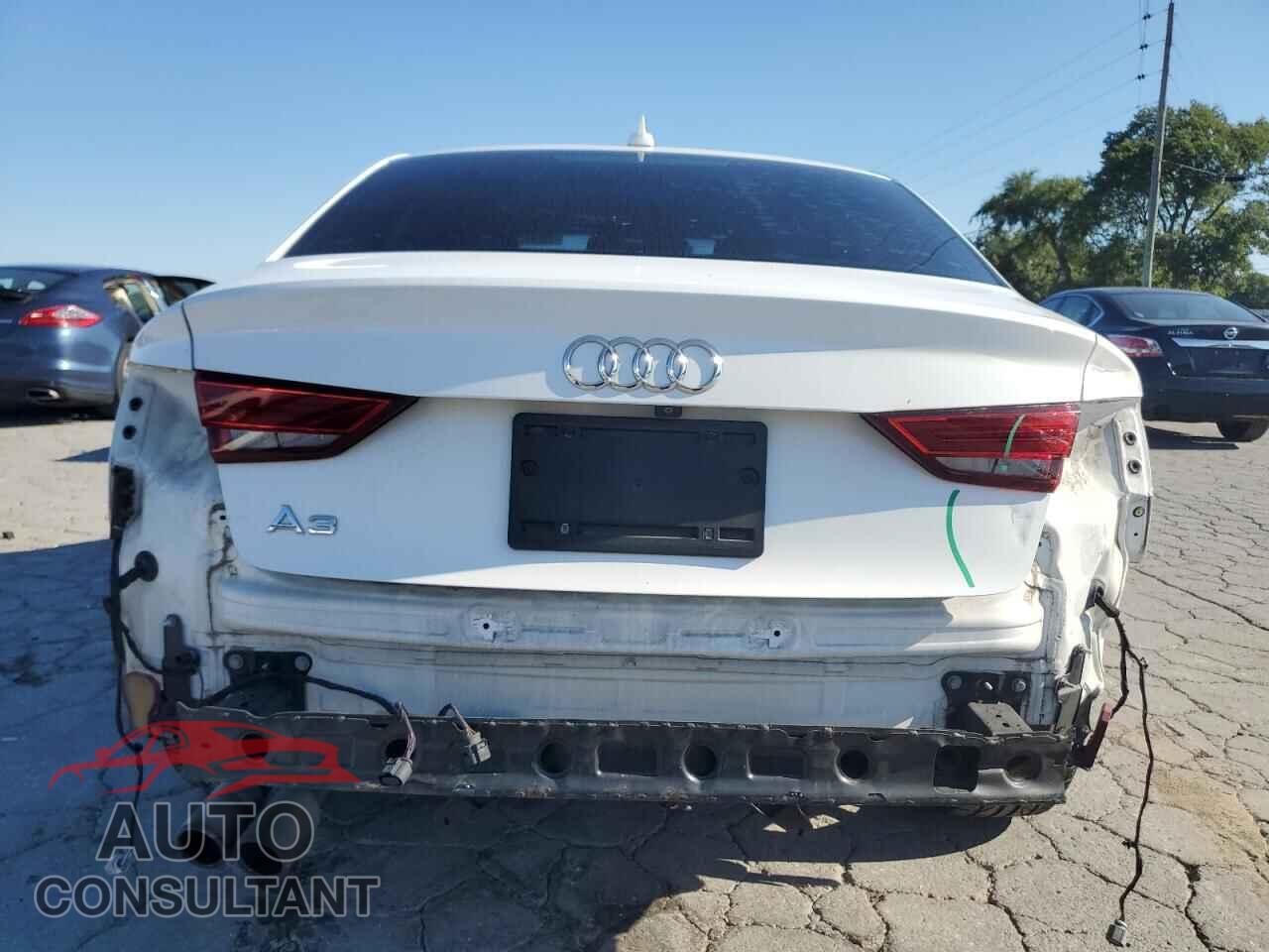 AUDI A3 2018 - WAUGUGFF4J1003404