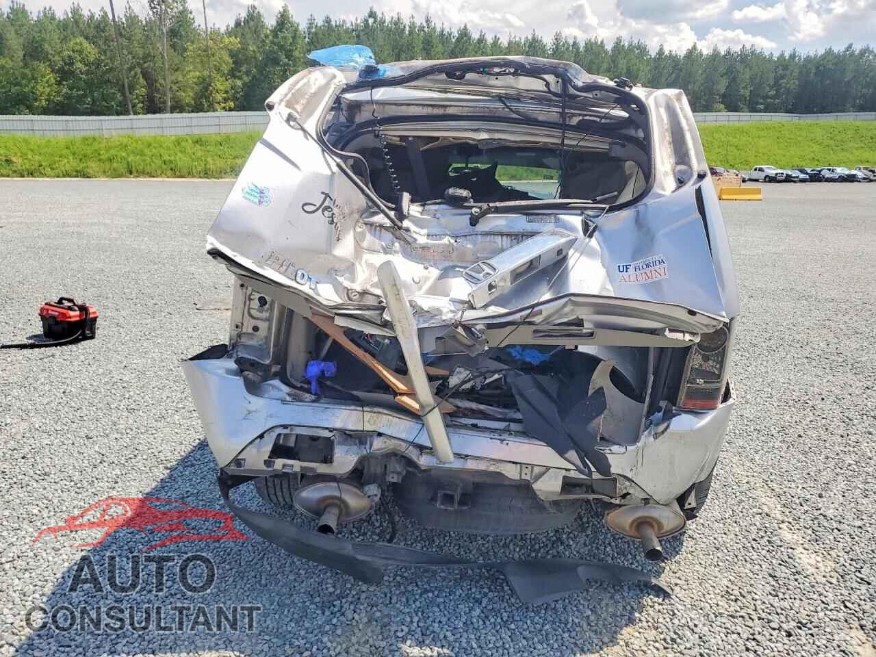 HONDA PILOT 2015 - 5FNYF3H20FB031834