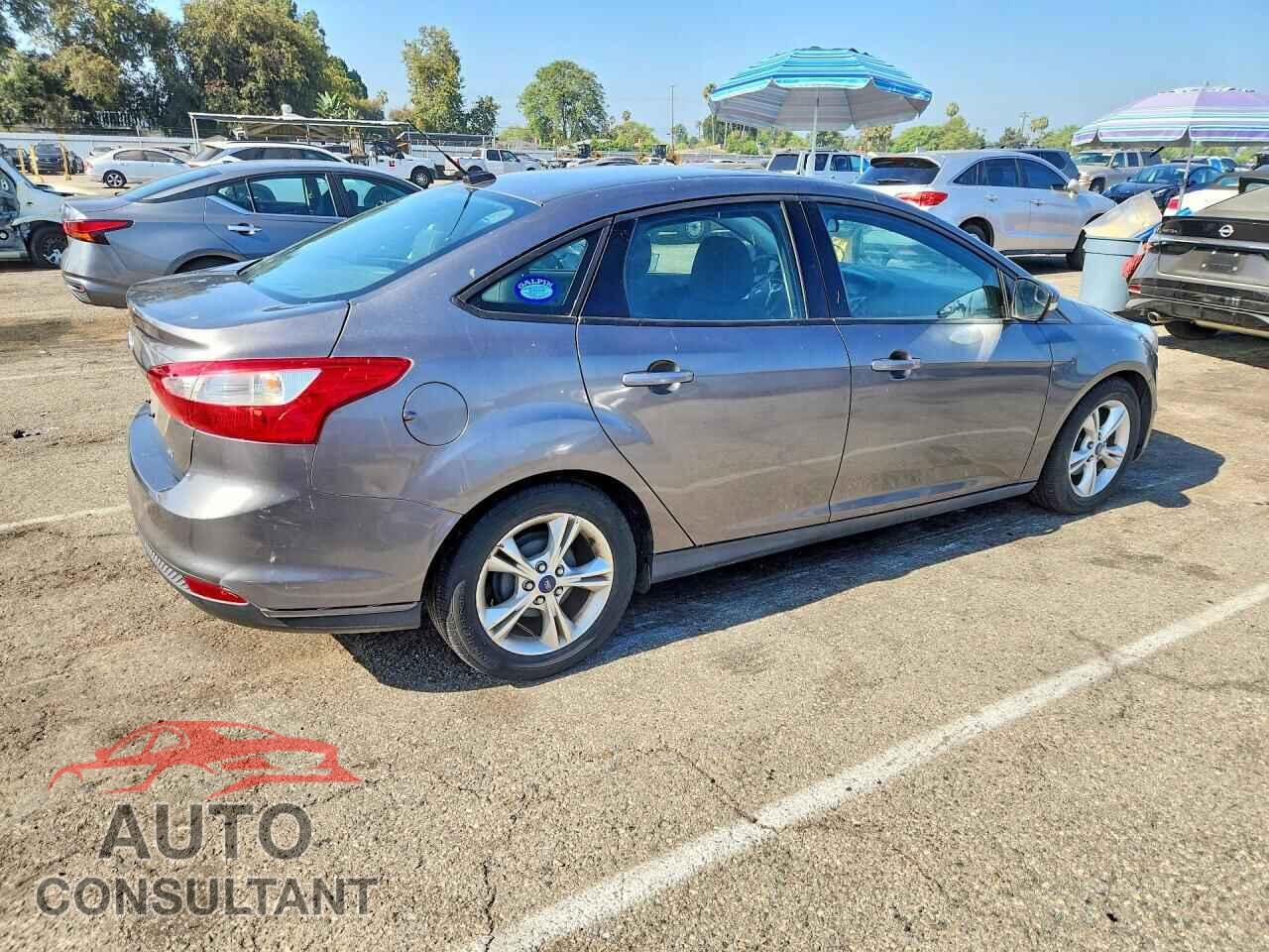 FORD FOCUS 2014 - 1FADP3F26EL281725