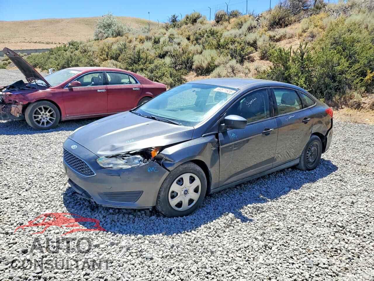 FORD FOCUS 2017 - 1FADP3E23HL312337