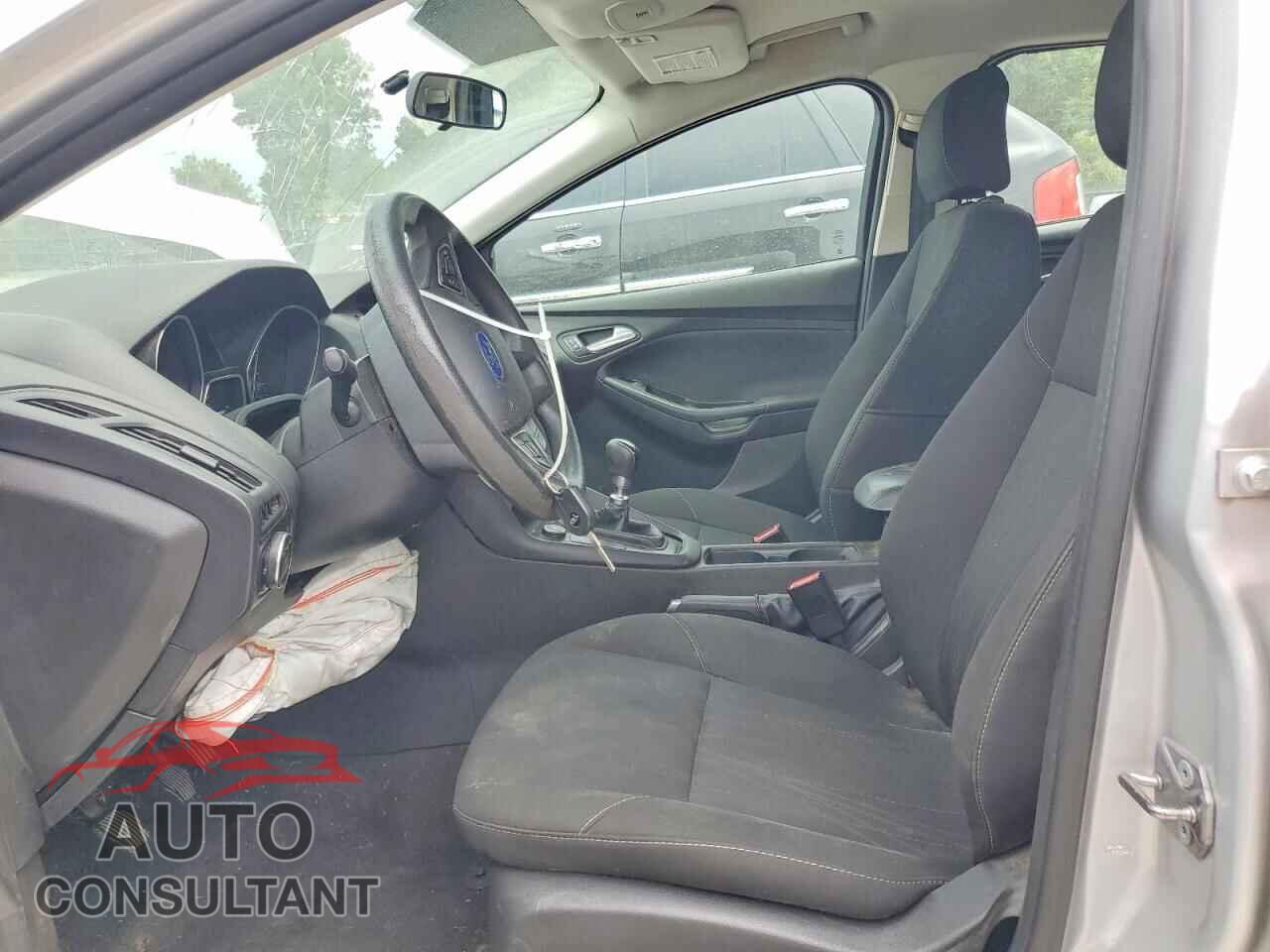 FORD FOCUS 2016 - 1FADP3KE5GL308979