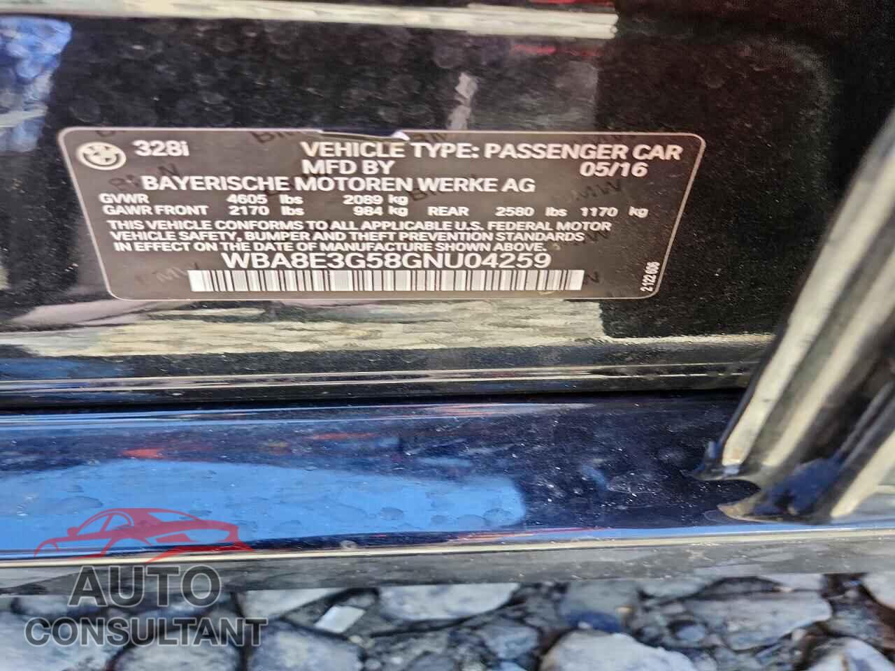 BMW 3 SERIES 2016 - WBA8E3G58GNU04259