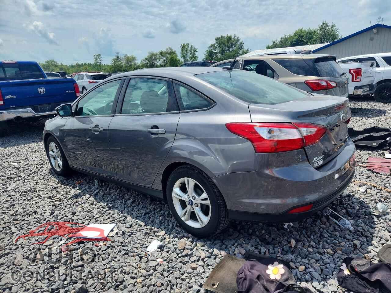 FORD FOCUS 2013 - 1FADP3F27DL143030