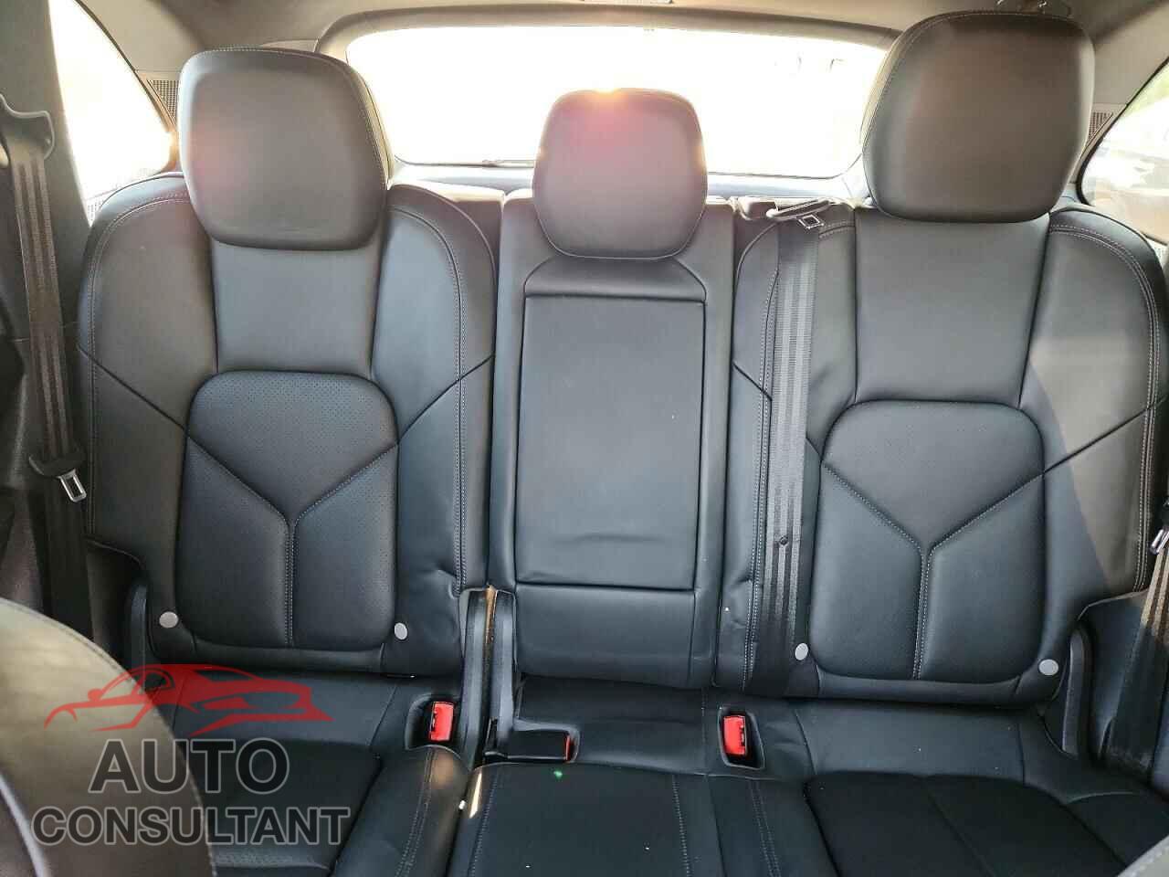 PORSCHE CAYENNE 2013 - WP1AA2A23DLA11347