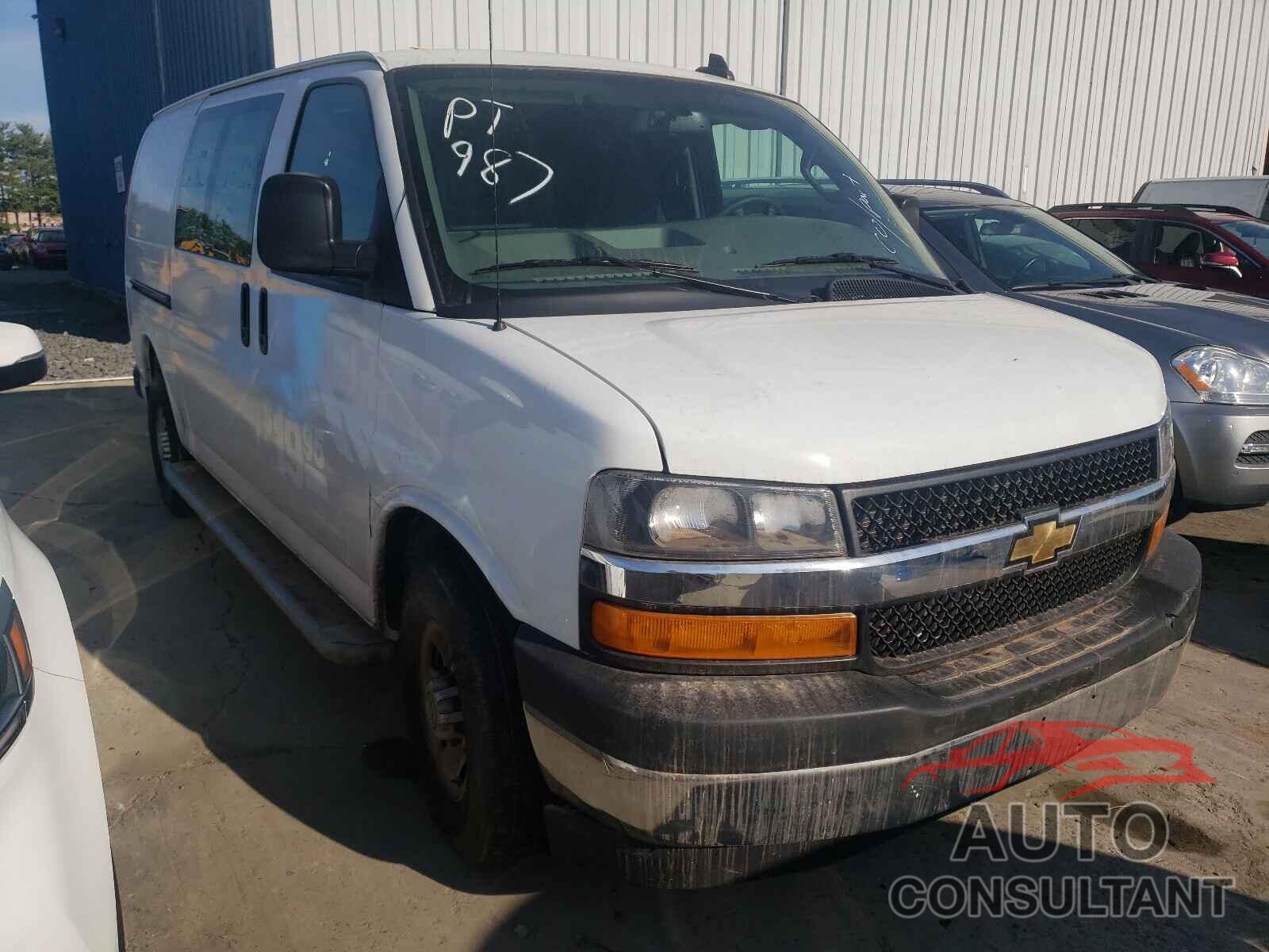 CHEVROLET EXPRESS 2020 - 1GCWGAFGXL1204464