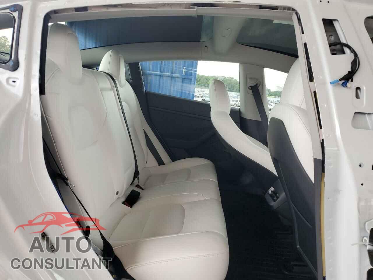 TESLA MODEL 3 2023 - 5YJ3E1EA8PF471458