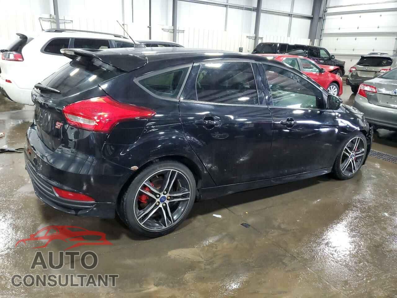 FORD FOCUS 2017 - 1FADP3L91HL262439
