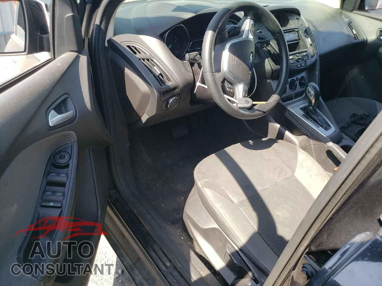 FORD FOCUS 2013 - 1FADP3F2XDL348552