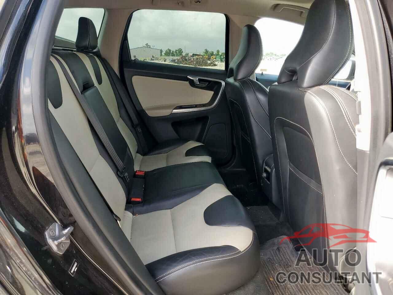 VOLVO XC60 2017 - YV440MDR6H2035625