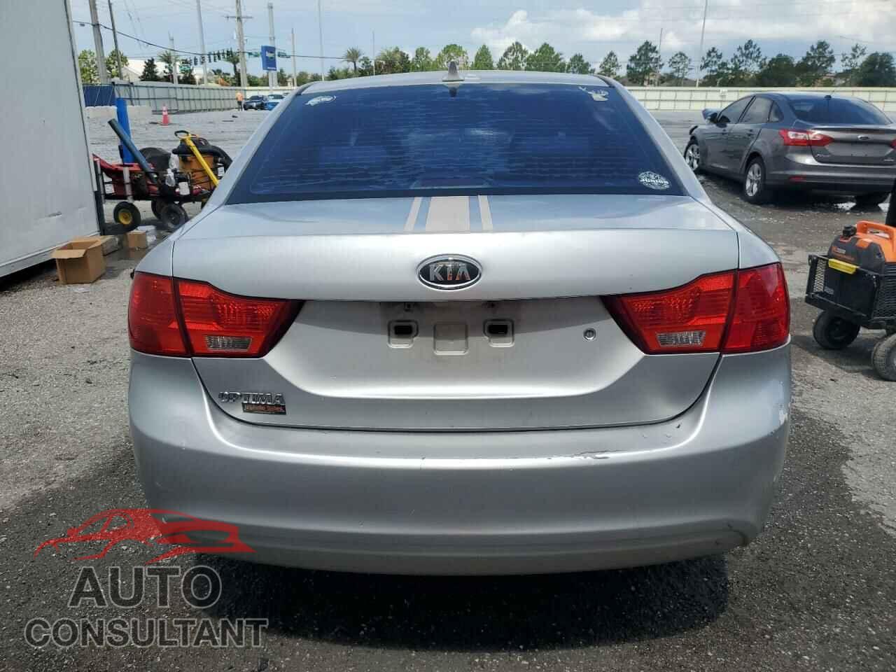 KIA OPTIMA 2010 - KNAGG4A84A5382895