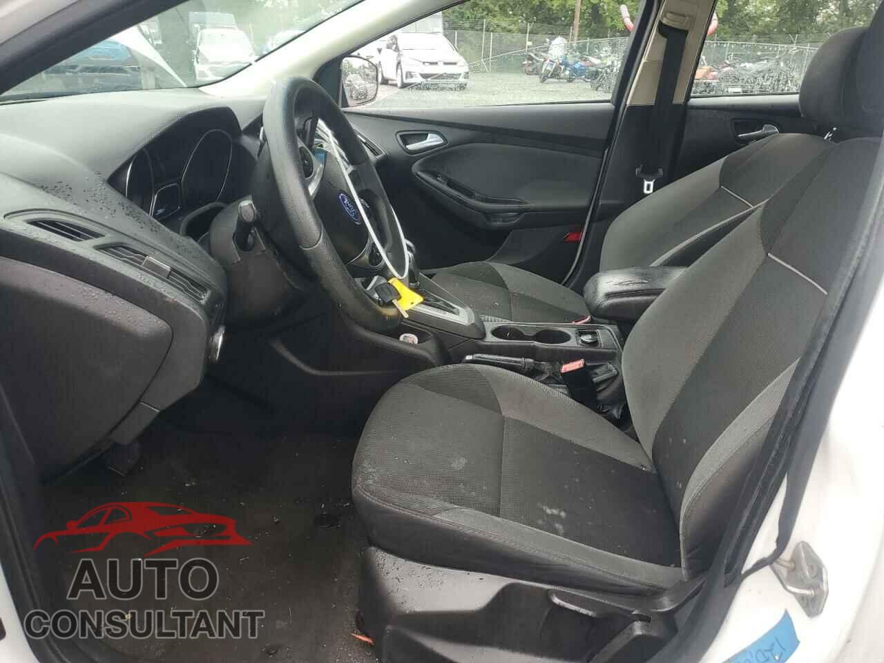 FORD FOCUS 2012 - 1FAHP3F24CL444578